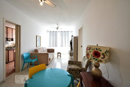 Sala  de apartamento para alugar com 3 quartos, 89m² em Icaraí, Niterói