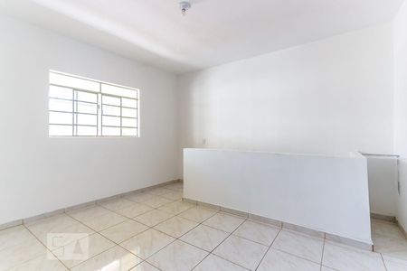 Sala de casa para alugar com 2 quartos, 64m² em Vila Medeiros, São Paulo