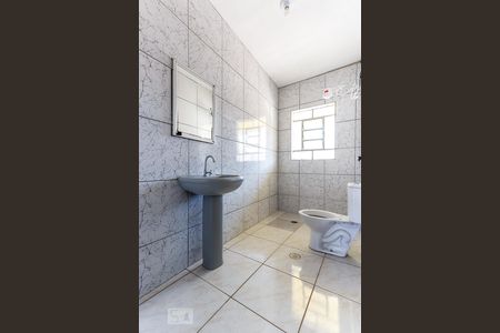 Casa para alugar com 64m², 2 quartos e sem vagaBanheiro