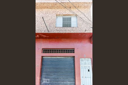 Casa para alugar com 64m², 2 quartos e sem vagaFachada