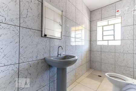 Casa para alugar com 64m², 2 quartos e sem vagaBanheiro