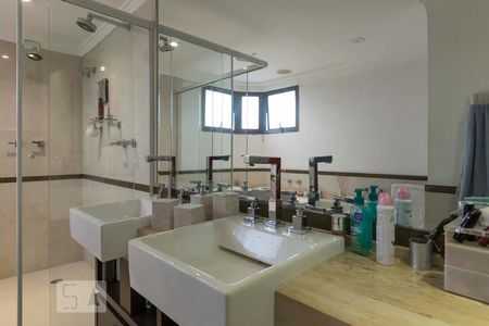 Apartamento à venda com 214m², 3 quartos e 3 vagasSuíte 3 - Banheiro (Pia)