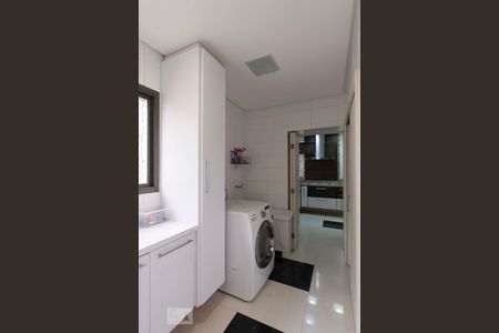 Apartamento à venda com 214m², 3 quartos e 3 vagasÁrea de serviço