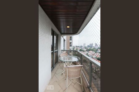 Varanda de apartamento à venda com 3 quartos, 214m² em Jardim da Saúde, São Paulo