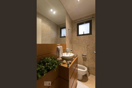 Apartamento à venda com 214m², 3 quartos e 3 vagasLavabo