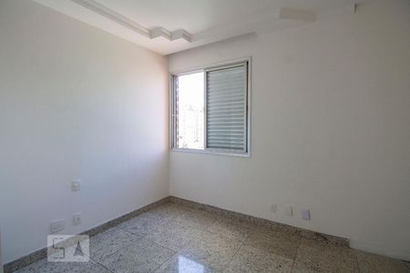 Apartamento para alugar com 100m², 2 quartos e 2 vagasQuarto