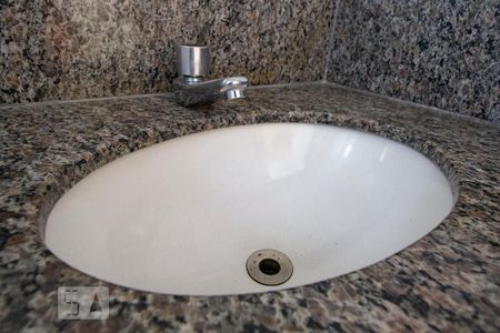 Suíte de apartamento para alugar com 2 quartos, 100m² em Centro, Belo Horizonte