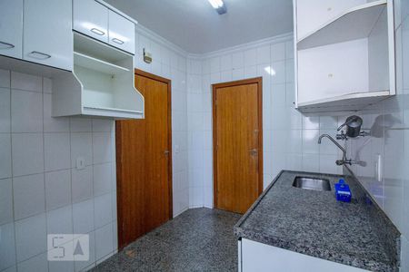 Apartamento para alugar com 100m², 2 quartos e 2 vagasCozinha