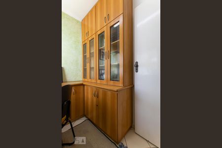 Casa para alugar com 180m², 3 quartos e 2 vagasEscritorio