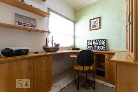 Casa para alugar com 180m², 3 quartos e 2 vagasEscritorio