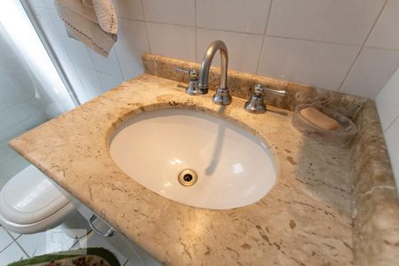 Casa para alugar com 180m², 3 quartos e 2 vagasBanheiro Social 