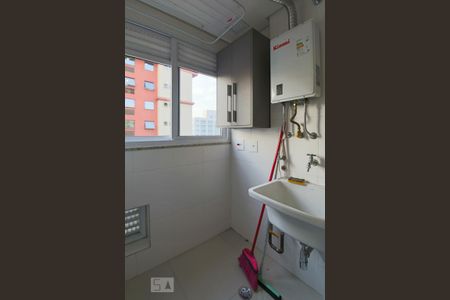 Área de Serviço de apartamento para alugar com 2 quartos, 60m² em Consolação, São Paulo