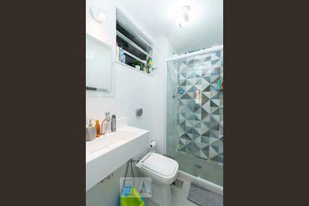 Banheiro Social de apartamento para alugar com 2 quartos, 72m² em Centro, Niterói