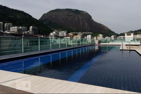 Apartamento para alugar com 61m², 1 quarto e 1 vagaPiscina