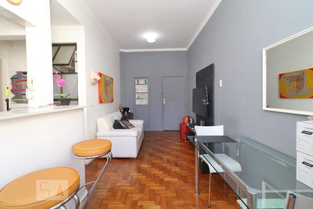 Sala. de apartamento à venda com 1 quarto, 42m² em Copacabana, Rio de Janeiro