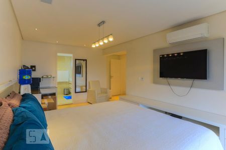 Apartamento à venda com 240m², 3 quartos e 3 vagas Apartamento à venda com 240m², 3 quartos e 3 vagasSuite 3