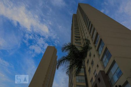 Apartamento à venda com 240m², 3 quartos e 3 vagas Apartamento à venda com 240m², 3 quartos e 3 vagasFachada