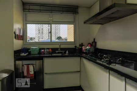 Apartamento à venda com 240m², 3 quartos e 3 vagas Apartamento à venda com 240m², 3 quartos e 3 vagasCozinha