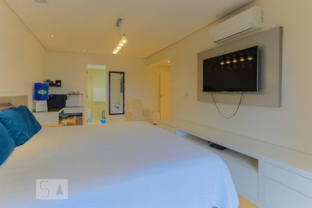 Apartamento à venda com 240m², 3 quartos e 3 vagas Apartamento à venda com 240m², 3 quartos e 3 vagasSuite 3