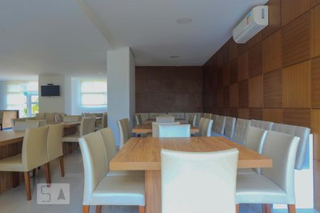 Apartamento à venda com 240m², 3 quartos e 3 vagas Apartamento à venda com 240m², 3 quartos e 3 vagasSalão de Festa