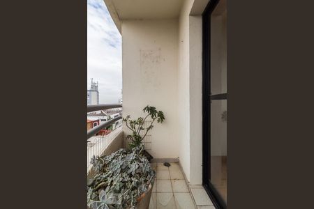 Sacada de apartamento à venda com 2 quartos, 69m² em Sumarézinho, São Paulo