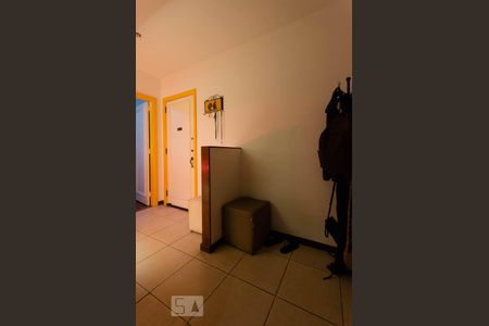 Hall de acesso social de apartamento à venda com 2 quartos, 80m² em Lagoa, Rio de Janeiro