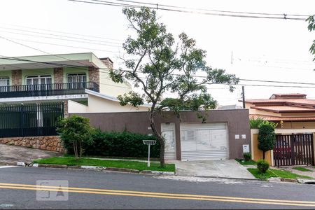 Casa à venda com 175m², 3 quartos e 8 vagasFachada