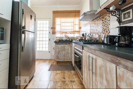 Casa à venda com 175m², 3 quartos e 8 vagasCozinha