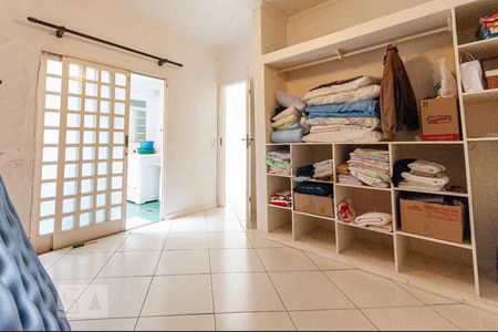 Casa à venda com 175m², 3 quartos e 8 vagasQuarto 1