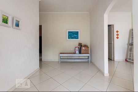 Casa à venda com 175m², 3 quartos e 8 vagasSala