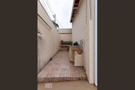 Casa à venda com 175m², 3 quartos e 8 vagasLavanderia - tanque