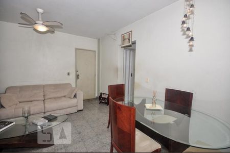 Sala de apartamento para alugar com 2 quartos, 58m² em Pechincha, Rio de Janeiro