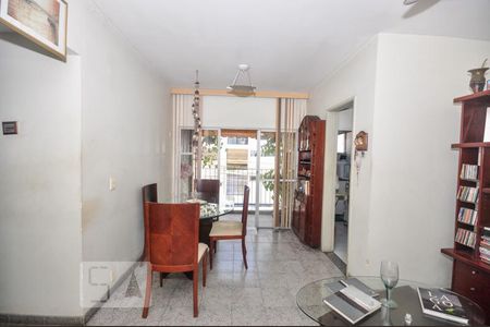 Sala de apartamento para alugar com 2 quartos, 58m² em Pechincha, Rio de Janeiro