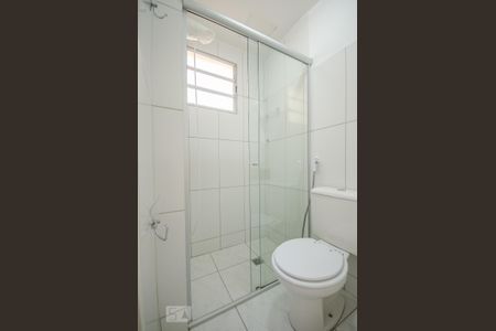 Apartamento para alugar com 47m², 2 quartos e 1 vaga Apartamento para alugar com 47m², 2 quartos e 1 vagaBANHEIRO
