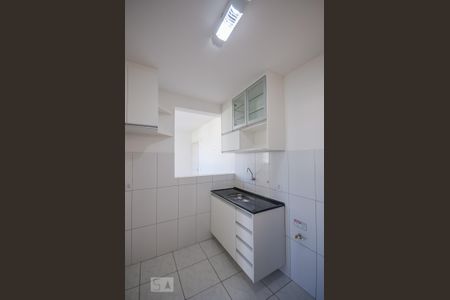 COZINHA de apartamento para alugar com 2 quartos, 47m² em Betânia, Belo Horizonte
