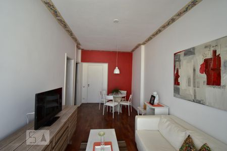 Sala  de kitnet/studio para alugar com 1 quarto, 40m² em Icaraí, Niterói