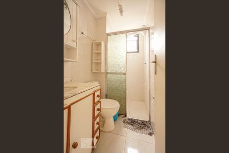 Banheiro de apartamento à venda com 2 quartos, 49m² em Jardim Vila Formosa, São Paulo