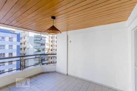 Sacada de apartamento para alugar com 3 quartos, 120m² em Setor Bueno, Goiânia