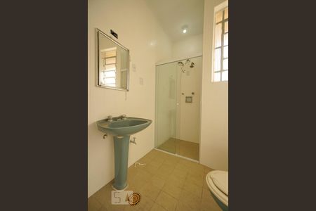 Casa para alugar com 150m², 3 quartos e sem vagaBanheiro