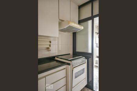 Apartamento à venda com 80m², 3 quartos e 2 vagas Apartamento à venda com 80m², 3 quartos e 2 vagasCozinha