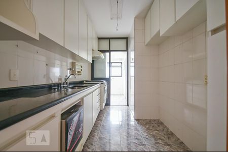 Apartamento à venda com 80m², 3 quartos e 2 vagas Apartamento à venda com 80m², 3 quartos e 2 vagasCozinha