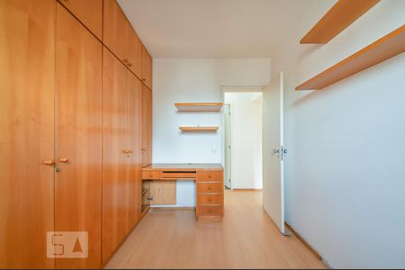 Apartamento à venda com 80m², 3 quartos e 2 vagas Apartamento à venda com 80m², 3 quartos e 2 vagasQuarto 1