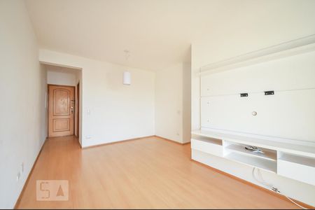 Apartamento à venda com 80m², 3 quartos e 2 vagas Apartamento à venda com 80m², 3 quartos e 2 vagasSala
