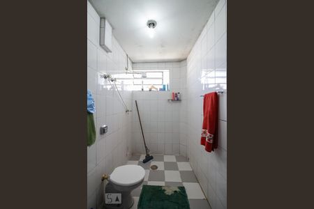 Banheiro de casa à venda com 3 quartos, 180m² em Vila Polopoli, São Paulo