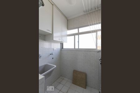 Apartamento à venda com 56m², 3 quartos e 1 vagaÁrea de serviço