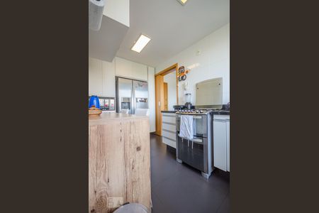 Apartamento à venda com 93m², 3 quartos e 2 vagasCOZINHA 