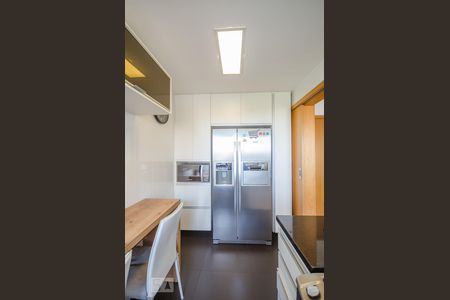 Apartamento à venda com 93m², 3 quartos e 2 vagasCOZINHA 