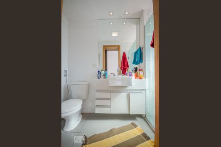 Apartamento à venda com 93m², 3 quartos e 2 vagasBANHEIRO SUÍTE 