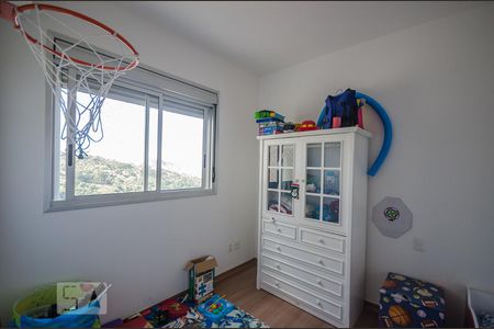 Apartamento à venda com 93m², 3 quartos e 2 vagasQUARTO 2