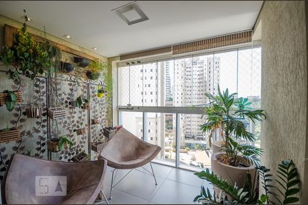 Apartamento à venda com 93m², 3 quartos e 2 vagasVARANDA